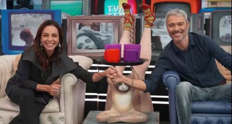 Carla Marins e Ângelo Paes Leme revivem sucesso de "História de Amor"