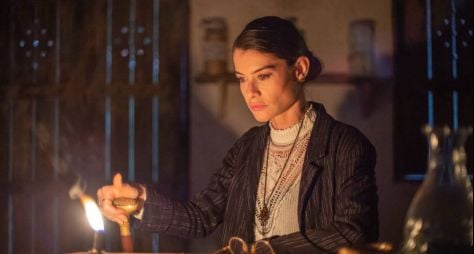 Alinne Moraes vive romance proibido e lidera luta feminista em Guerreiros do Sol