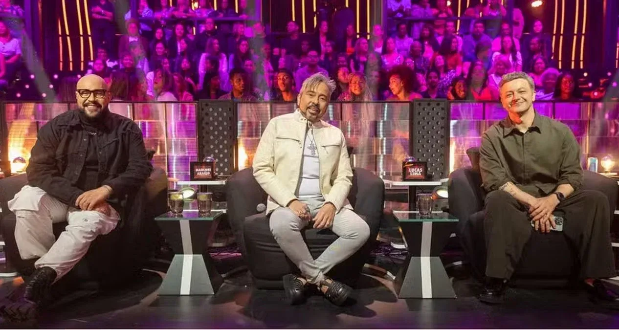 Tiago Abravanel será jurado na estreia do quadro "Caldeirão de Vozes"