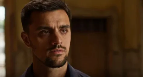Felipe Simas vive personagem intenso em Dona de Mim e destaca reencontro com Rosane Svartman