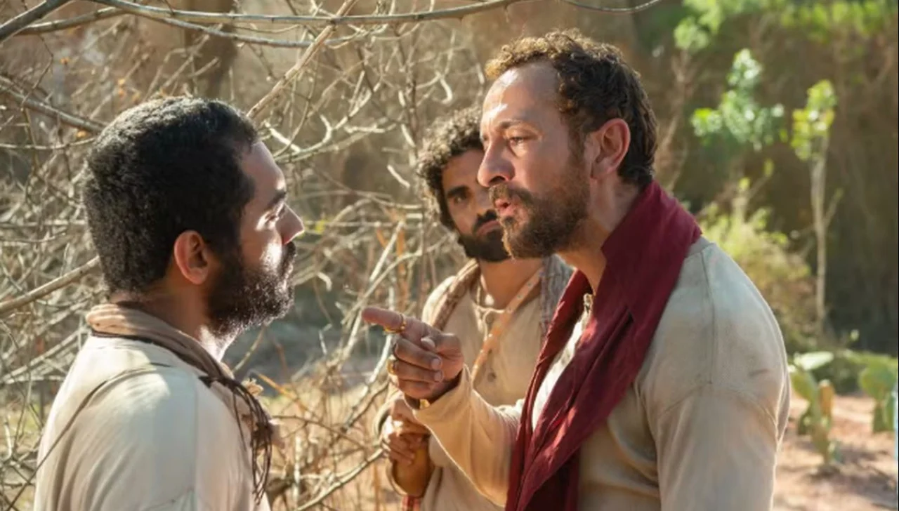 Thomás Aquino e Irandhir Santos vivem Josué e Arduíno. Foto: Globo