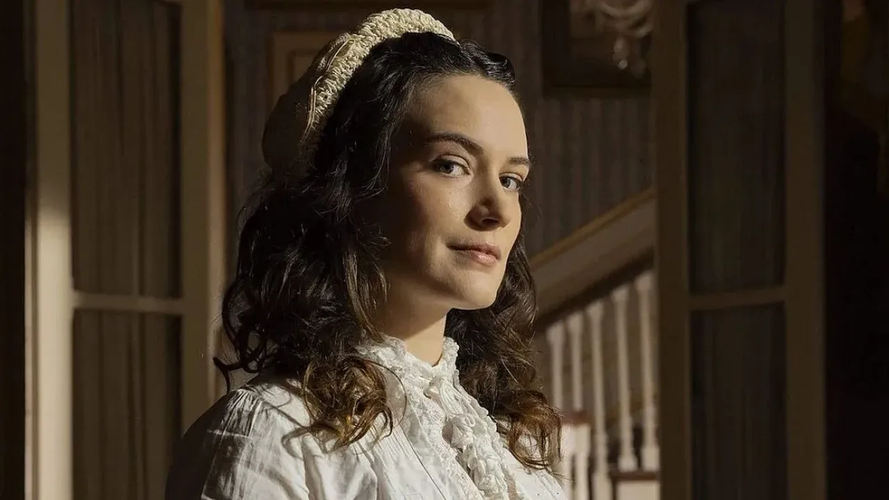 Maria (Bianca Bin)
