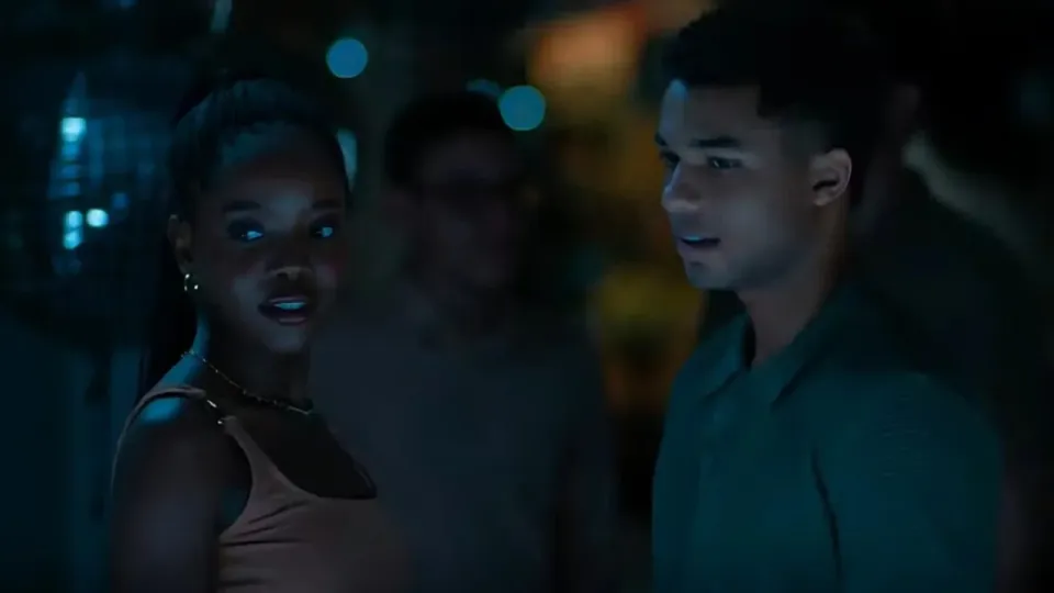 Samuel e Leo se entregam à paixão em Dona de Mim, mas romance causa crise