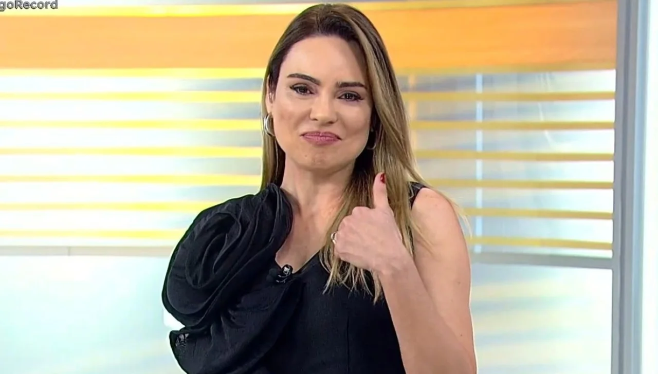 Rachel Sheherazade. Foto: Reprodução/Record