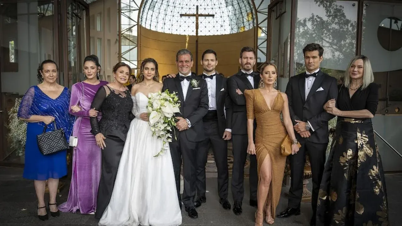 SBT estreia As Filhas da Senhora Garcia e mira órfãos de Força de Mulher