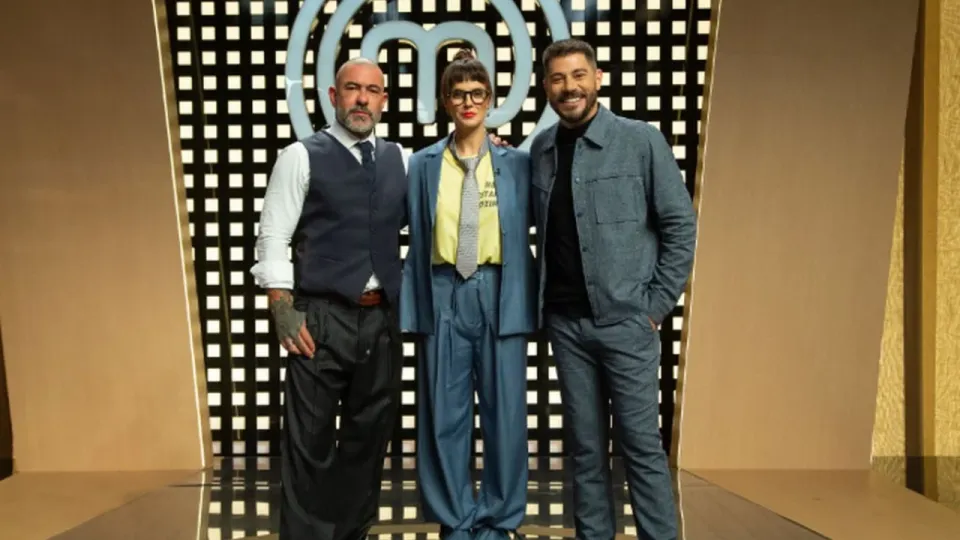 Evaristo Costa comanda leilão tenso no “MasterChef Brasil”