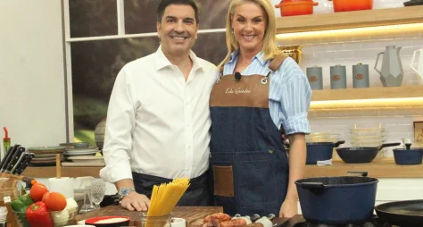 Ao lado de Ana Hickmann, Edu Guedes retorna ao “Fica Com a Gente” ao vivo na RedeTV!