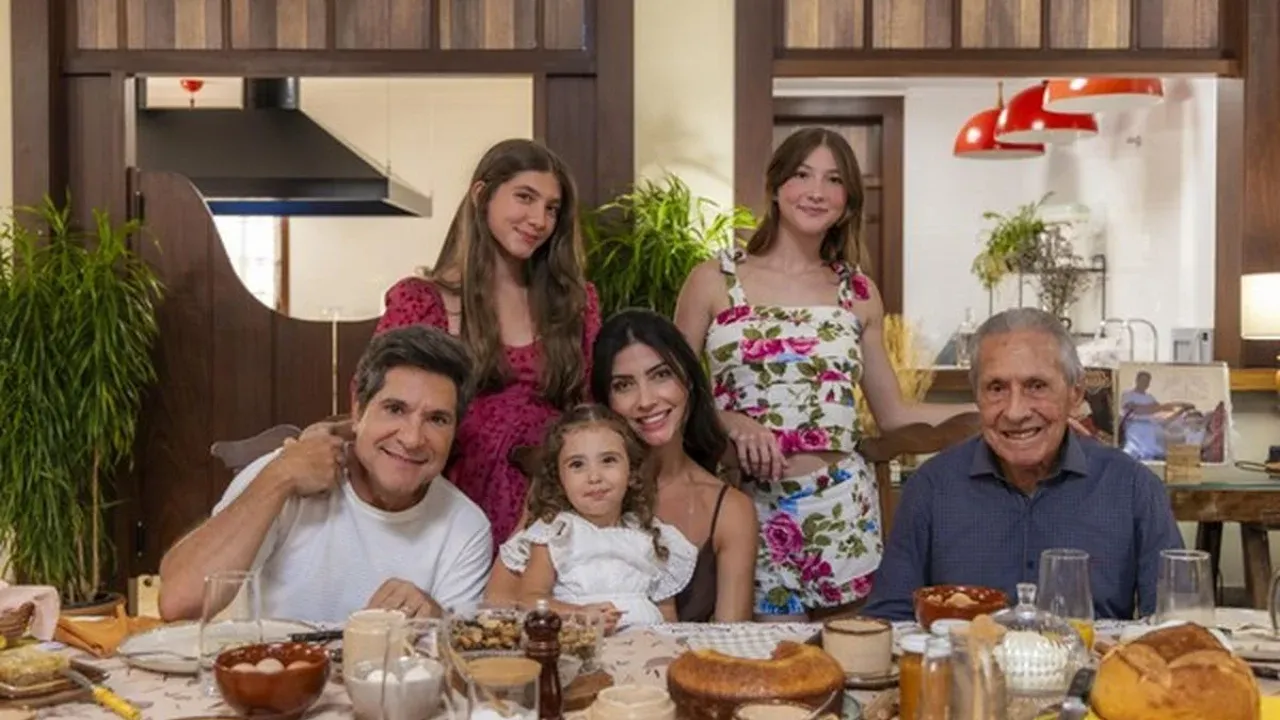 Daniel reunido com sua família