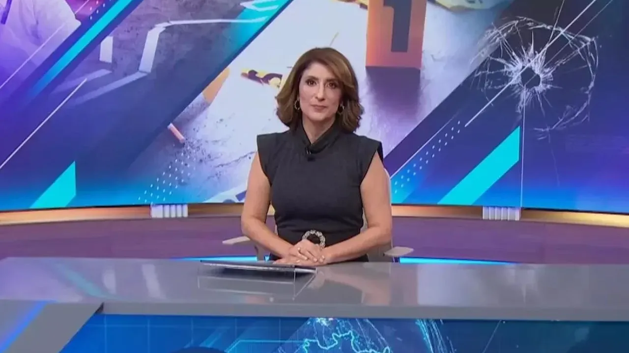 Jornal do SBT retorna em agosto com Simone Queiroz na bancada