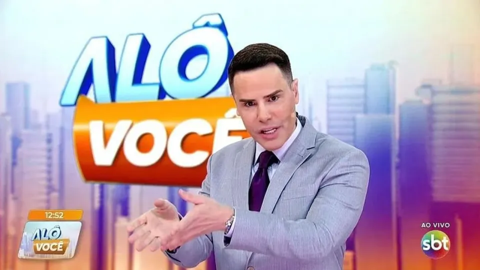 Luiz Bacci reassume "Alô Você", mas atração perde audiência para Band