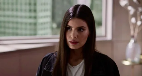 Camila Queiroz é cotada para novela de Walcyr Carrasco em 2026