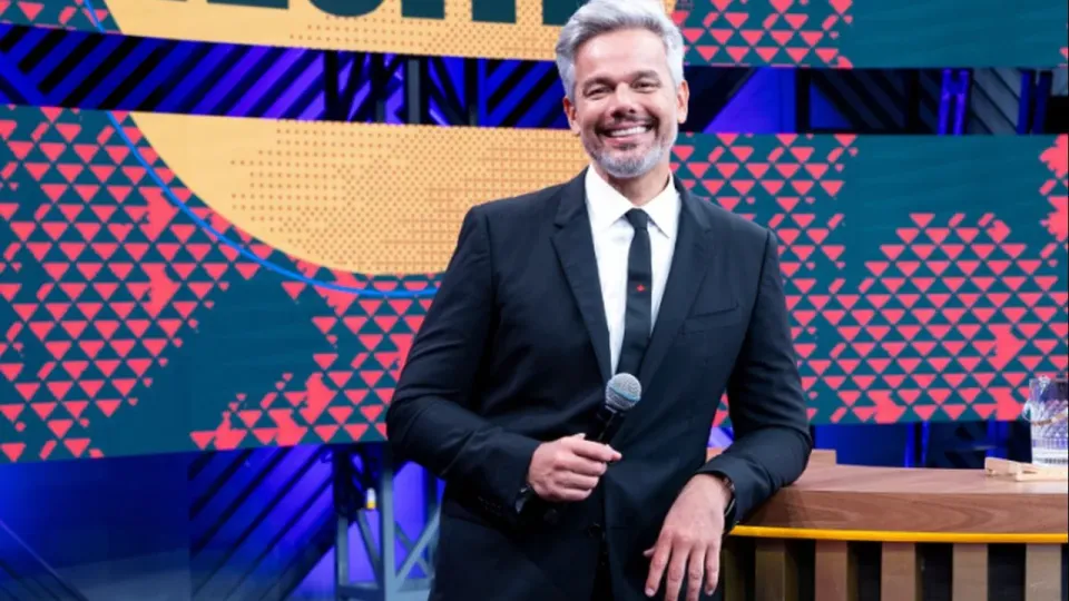 Otaviano Costa pode comandar novo programa na Band em 2026