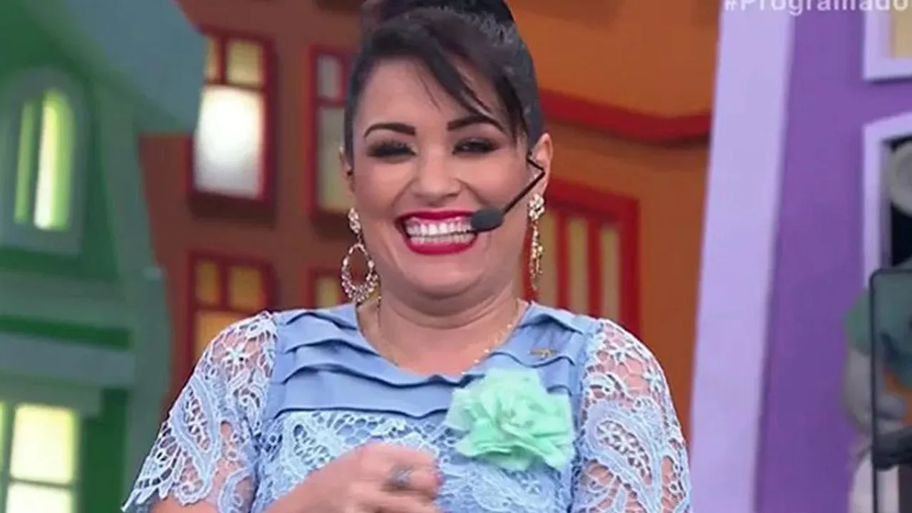 Milene Pavorô ganha programa solo no SBT após 15 anos com Ratinho