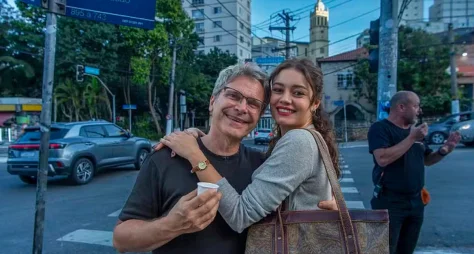 Dira Paes e Sophie Charlotte exaltam parceria em Três Graças