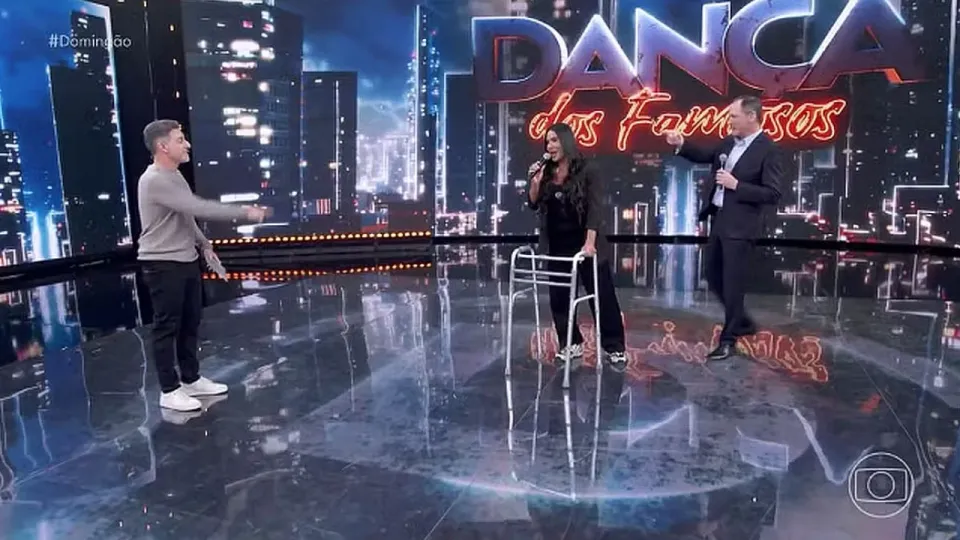 Gracyanne Barbosa se emociona ao deixar a “Dança dos Famosos” e é confirmada para 2026