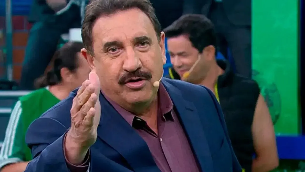 Ratinho critica mudança de horário no SBT e diz que foi informado “na última hora”.