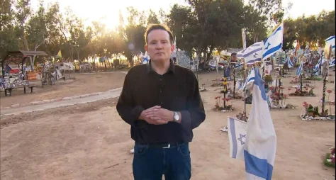 Domingo Espetacular terá edição ao vivo de Israel com Roberto Cabrini