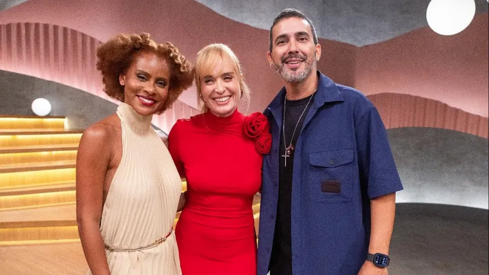Angélica estreia programa ao vivo no GNT com André Marques e Aline Wirley