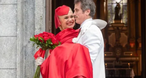 Sandra assume nova identidade e se casa com Ernesto em ‘Êta Mundo Melhor!’