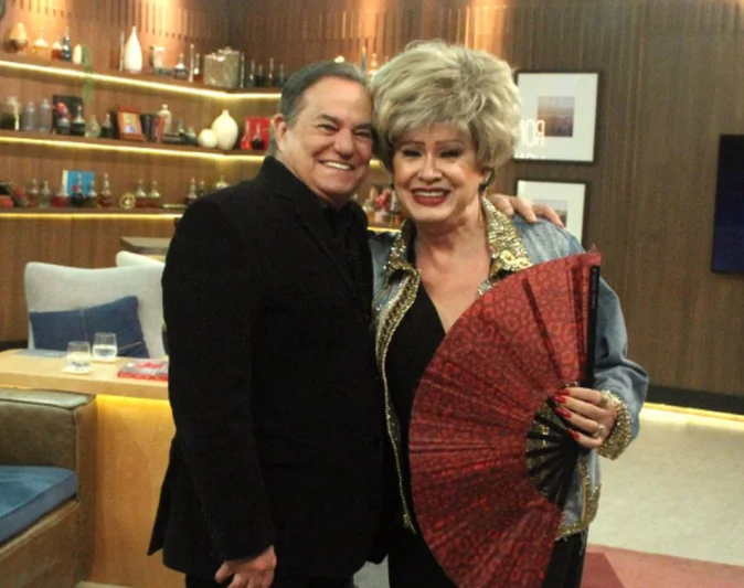 Nany People relembra preconceito e celebra liberdade no ‘Companhia Certa’