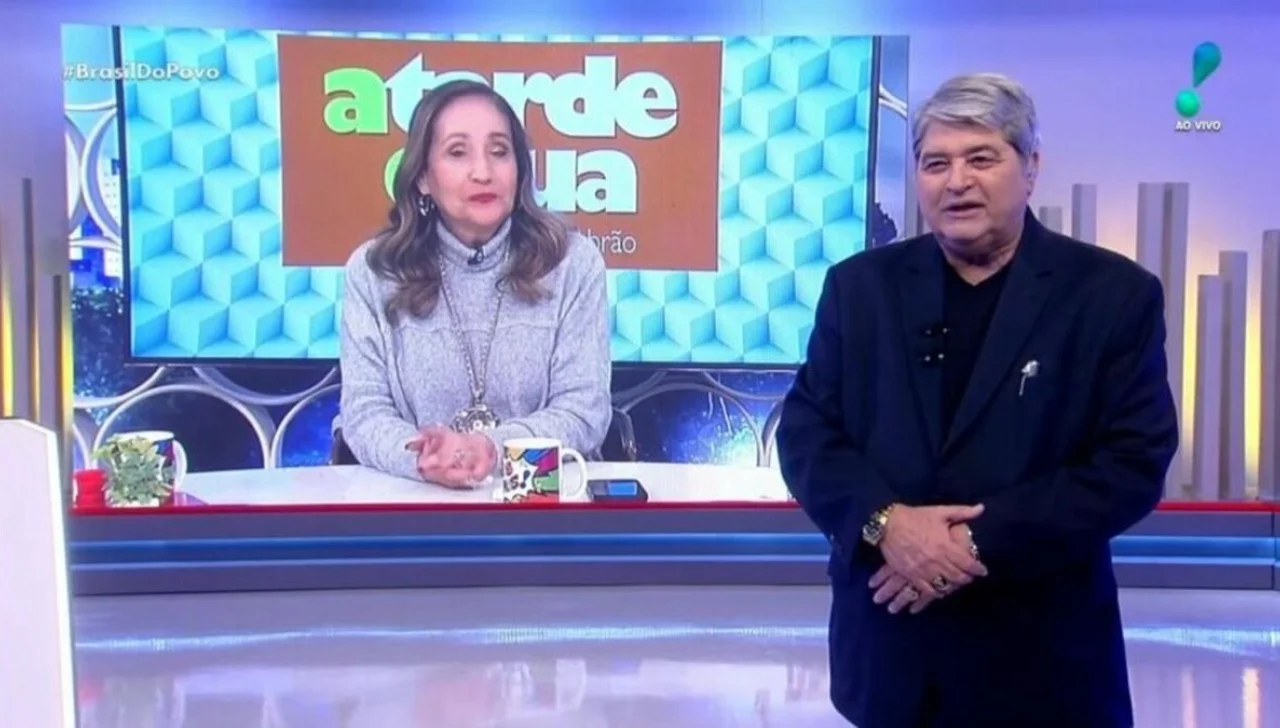 Datena bate-papo com Sonia Abraão. Foto: Reprodução/RedeTV