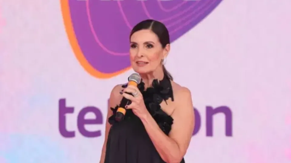 Fátima Bernardes negocia projeto de entretenimento com o SBT