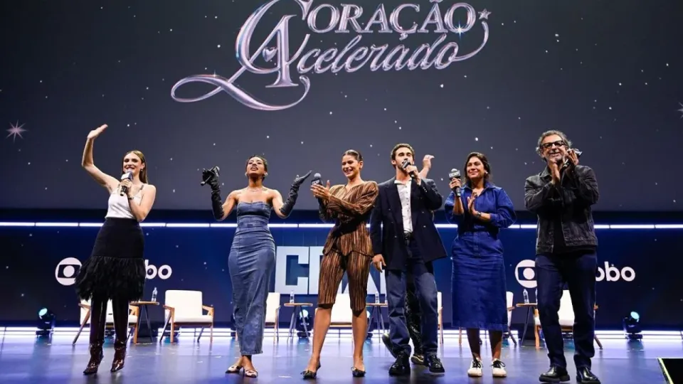 Na CCXP25, Globo apresenta as primeiras imagens de 'Coração Acelerado'