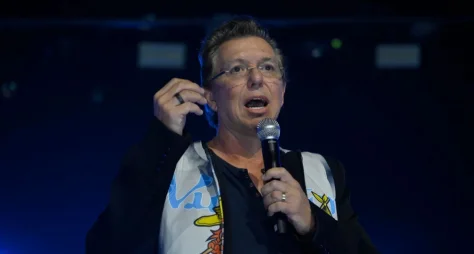 Boninho vai à Fazenda 17 para divulgar “Casa do Patrão”