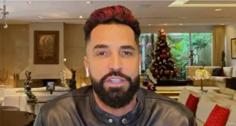 Especial de Latino substitui programa de Zezé Di Camargo no SBT