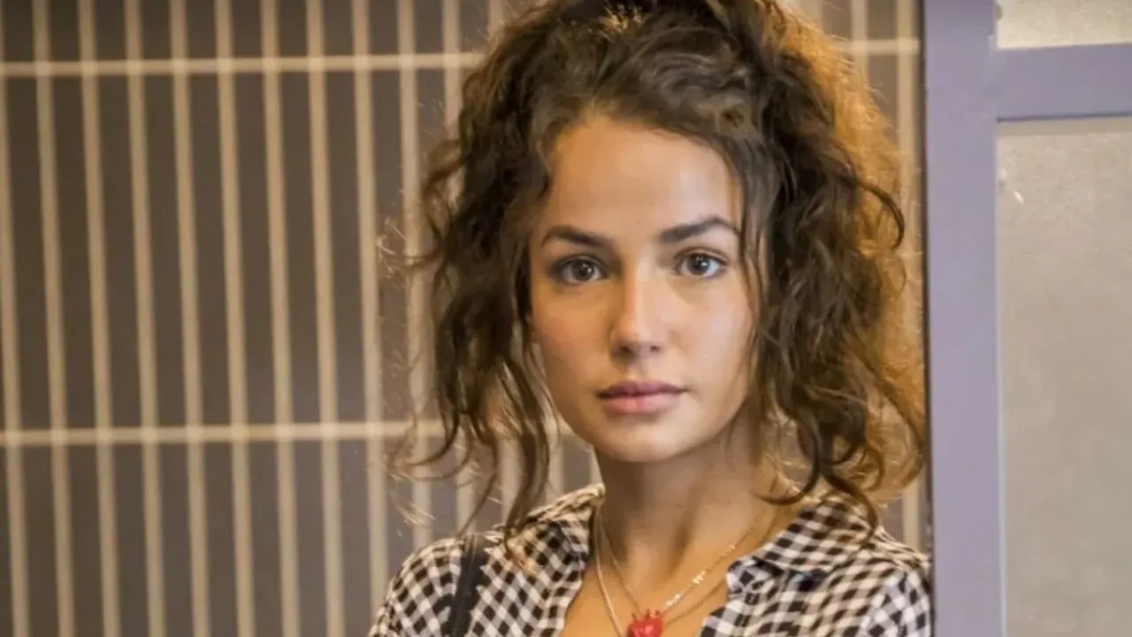 Nanda Marques amplia trajetória em novelas com papel em 'Quem Ama Cuida'