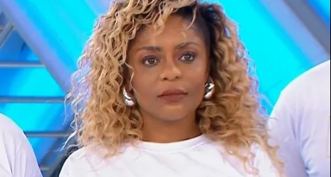 Cariúcha troca SBT pela RedeTV! e assume comando do 'SuperPop'