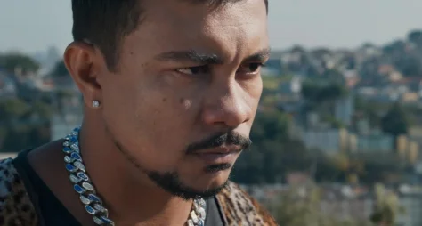 Vandílson atira em Bagdá pelas costas em 'Três Graças'