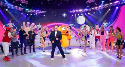 'Viva a Noite' retorna ao SBT com quadros clássicos e elenco nostálgico