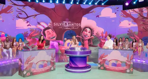 'Programa Silvio Santos' recebe Ju Knust e Leonardo Miggiorin no 'Jogo das 3 Pistas'