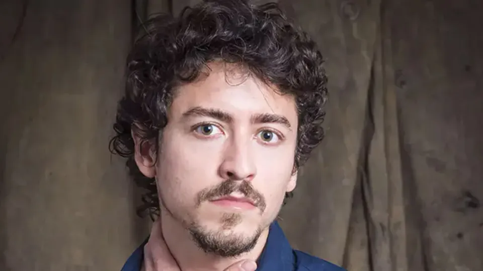 Globo lança 'Quem Ama Cuida' com morte de personagem de Jesuíta Barbosa