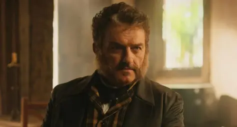 Werner Schünemann assina com a Record para integrar 'A Ira do Herdeiro'