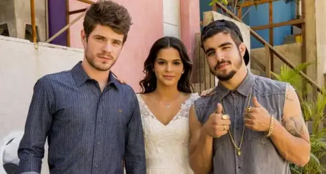 Globoplay renova catálogo de maio com resgate de três novelas