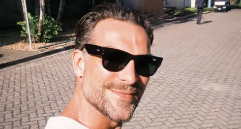 Igor Rickli volta à Globo em novela com o filho no elenco