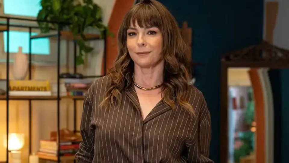 Por Você, novela das sete da Globo, terá Regiane Alves em núcleo escolar