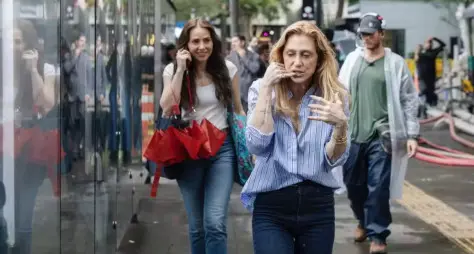 Amora Mautner defende Isabel Teixeira e nega provocação a Grazi Massafera