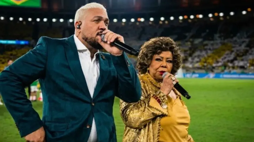 Alcione explica falha no Hino Nacional e recebe apoio de artistas
