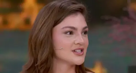 Débora Ozório deve viver filha de Carminha em continuação de "Avenida Brasil"