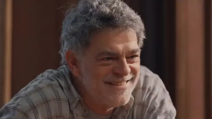"Lá na Minha Terra" terá Eduardo Moscovis dividido entre duas mulheres