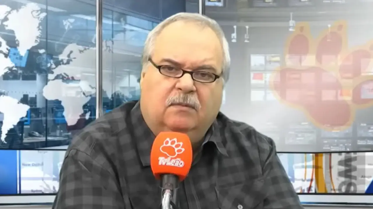 Gilberto Barros assina pré-contrato para A Fazenda 18, informa jornal