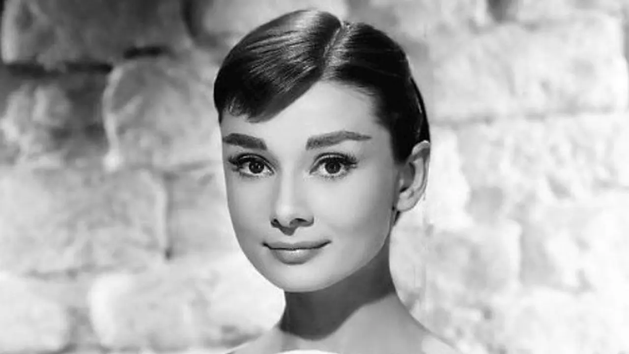 Audrey Hepburn, 1956
