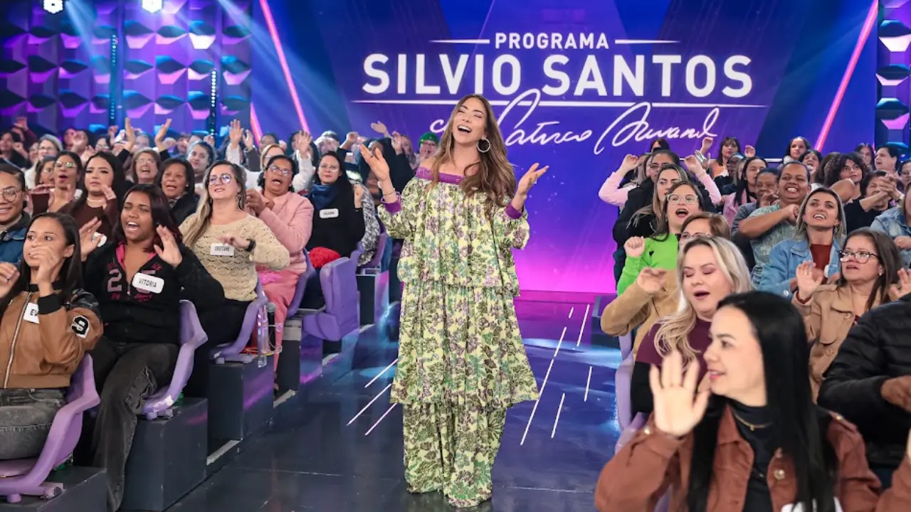 Programa Silvio Santos reúne música, talentos e Câmera Escondida inédita