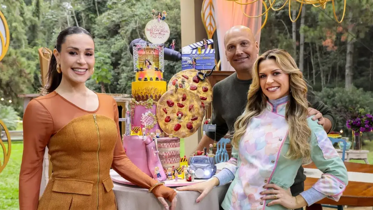 Os apresentadores do Bake Off Brasil: Mão na Massa