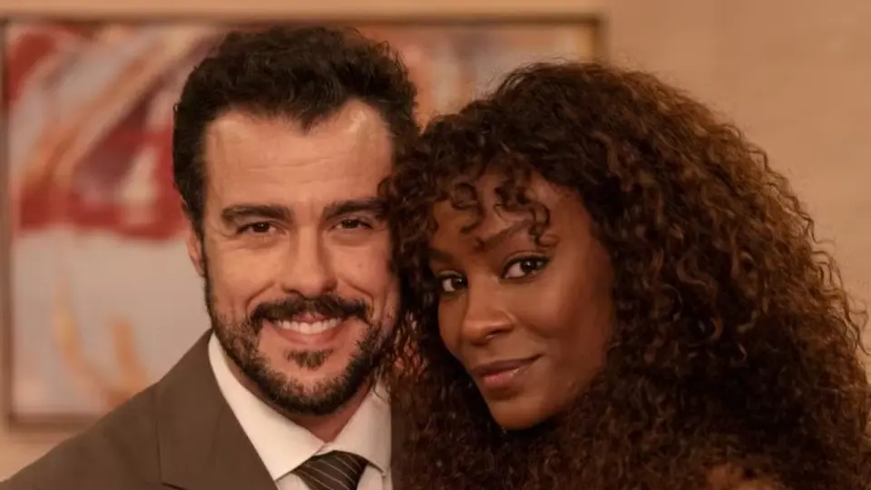Joaquim Lopes e Jeniffer Dias vivem casal de Nas Profundezas do Amor