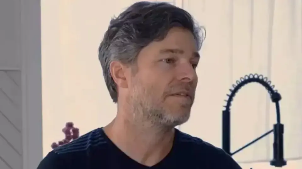 Domingo Espetacular exibe relato de Erik Marmo sobre incêndio em Beverly Hills