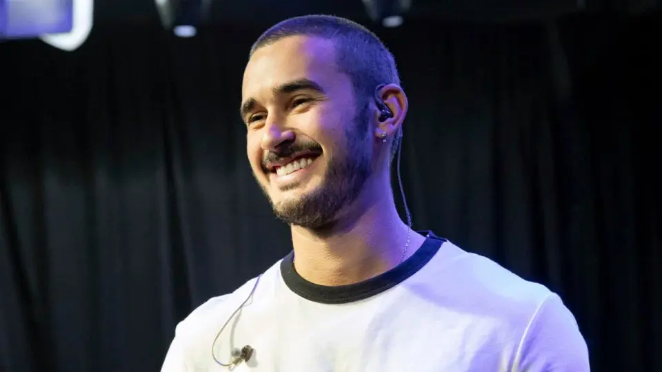 Filipe Bragança será mocinho de Mentiras Sinceras, novela das 23h da Globo